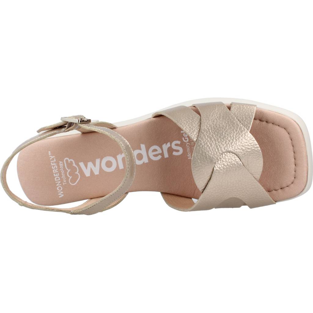 WONDERS D  en color ORO  (7)