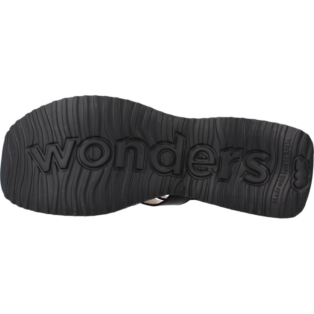 WONDERS D en color NEGRO  (6)