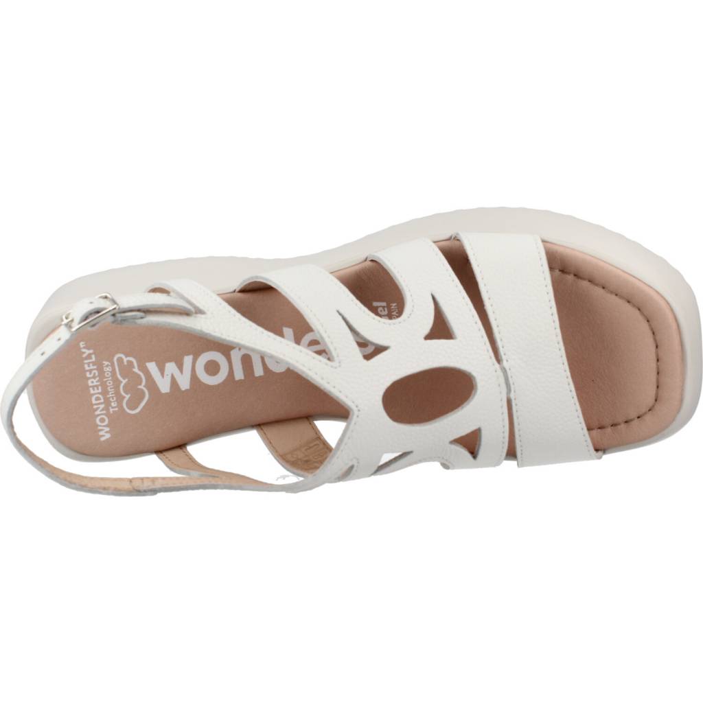 WONDERS D en color BLANCO  (7)