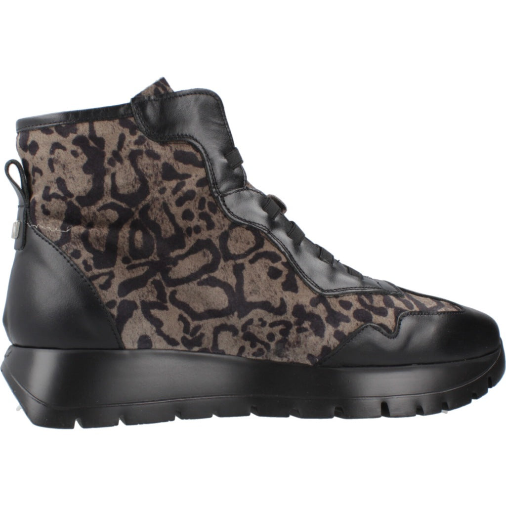 WONDERS A en color ANIMAL PRINT  (4)