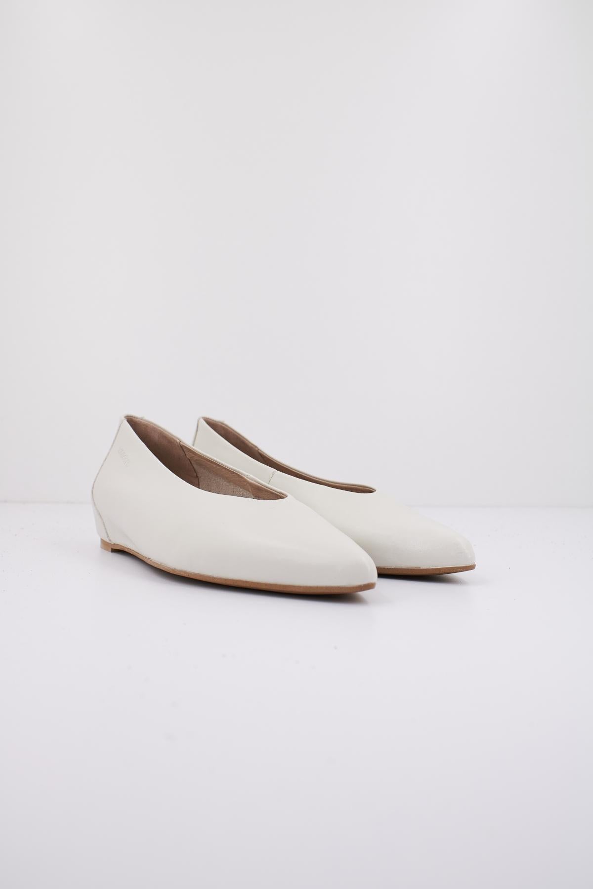 WONDERS A  en color BLANCO  (2)