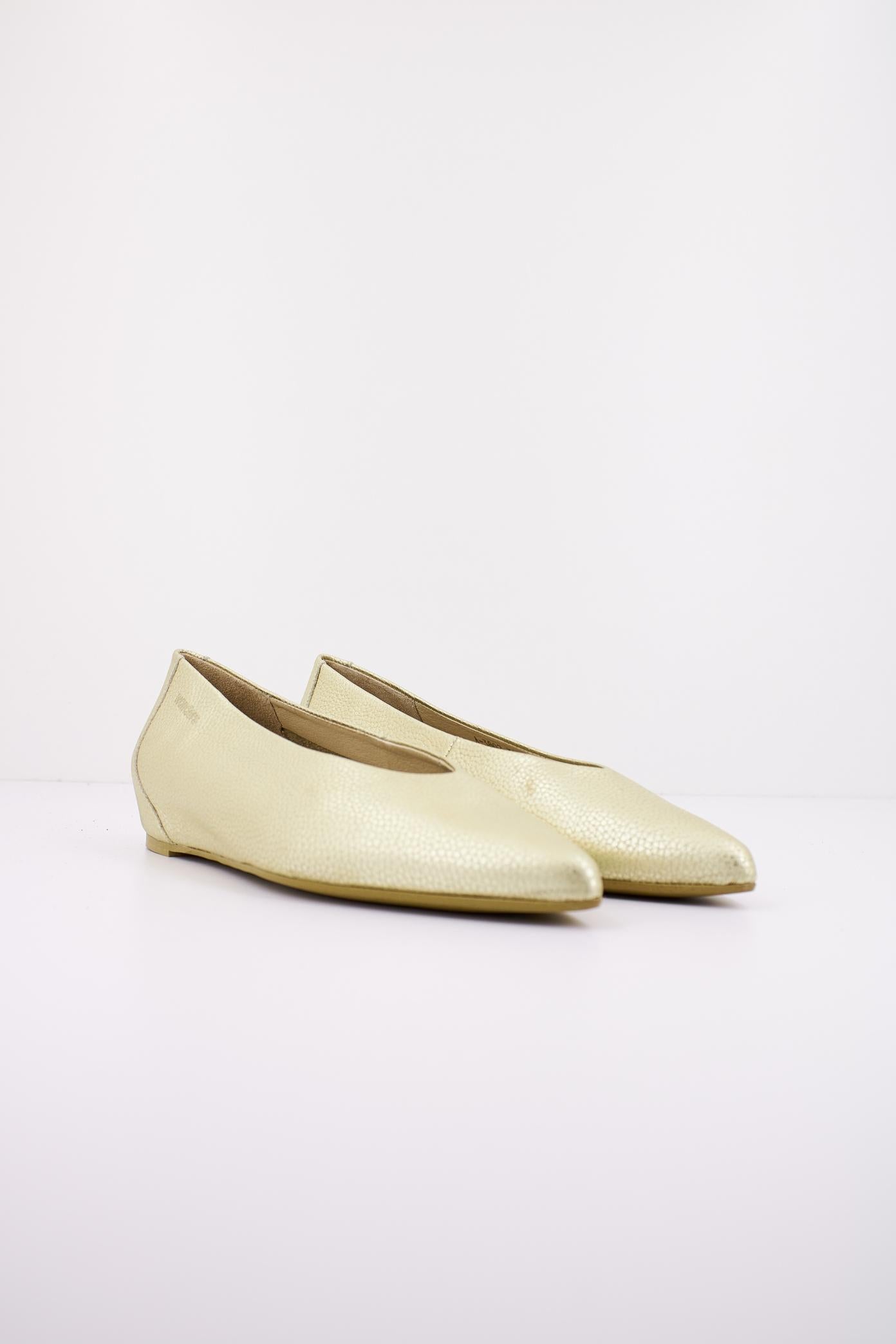 WONDERS A en color ORO  (2)