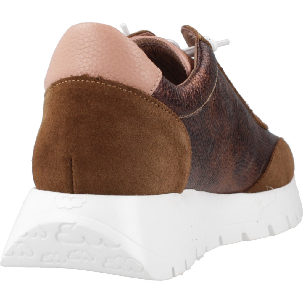 WONDERS A en color MARRON  (3)