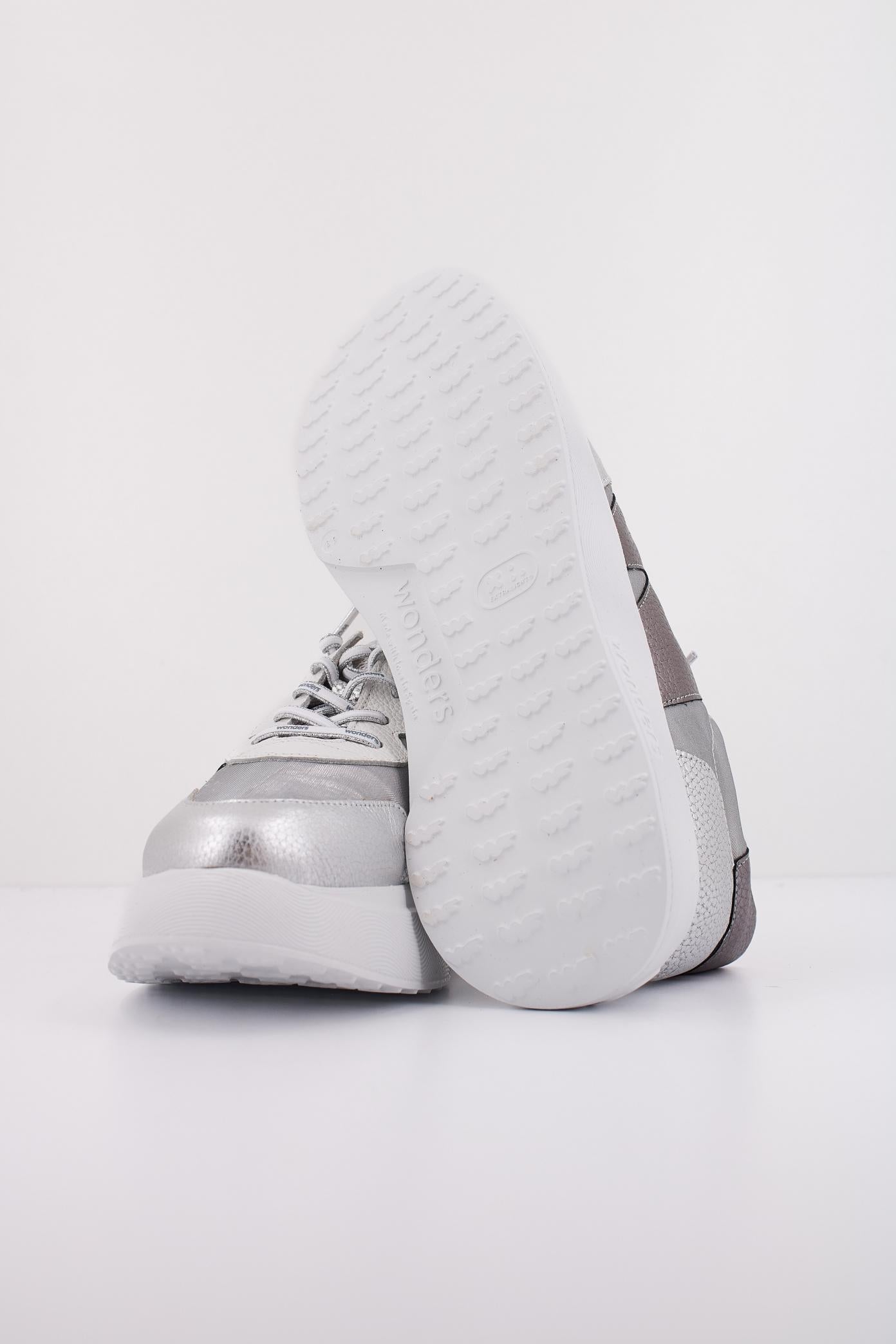 WONDERS A  en color GRIS  (5)