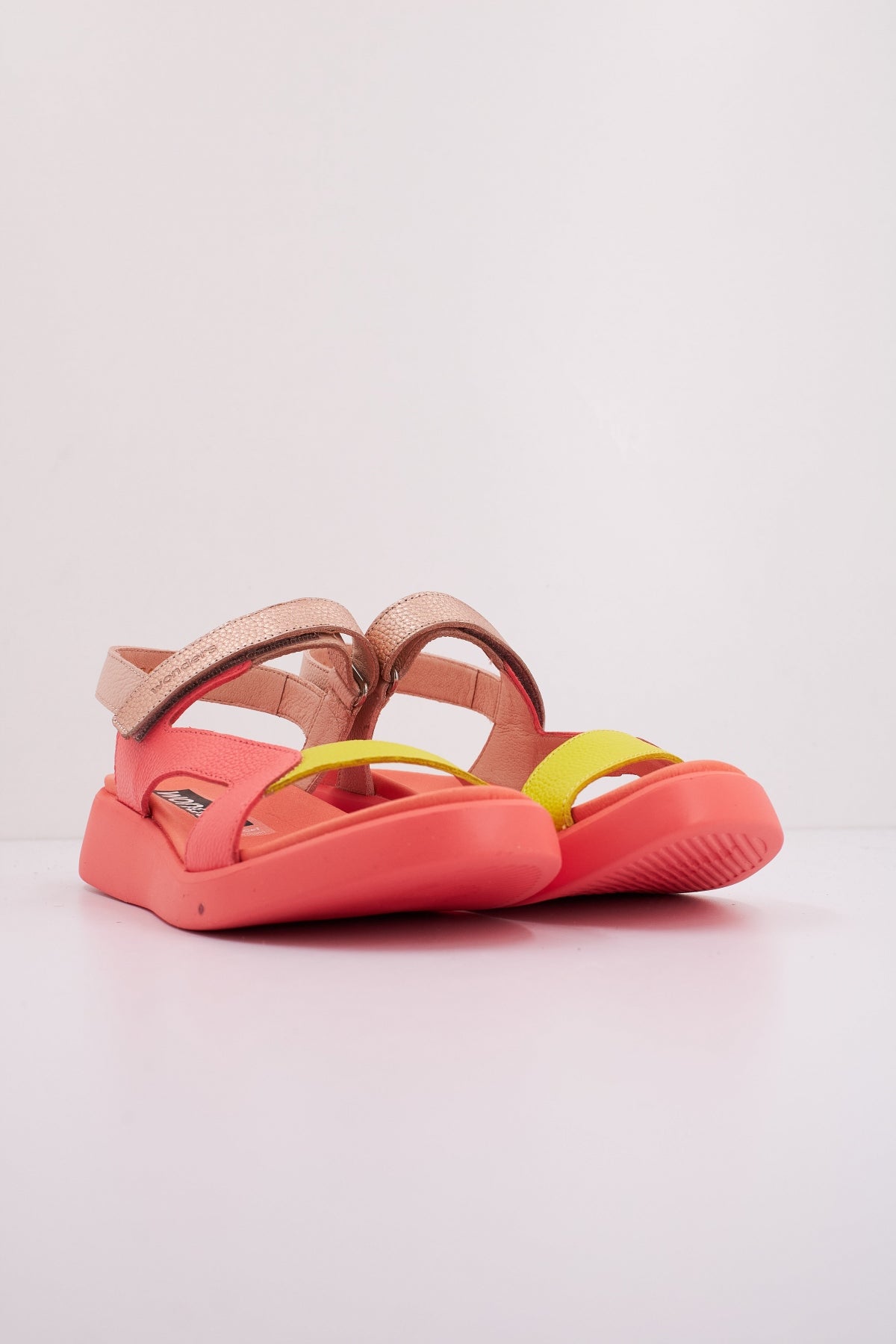 WONDERS C  en color ROSA  (2)