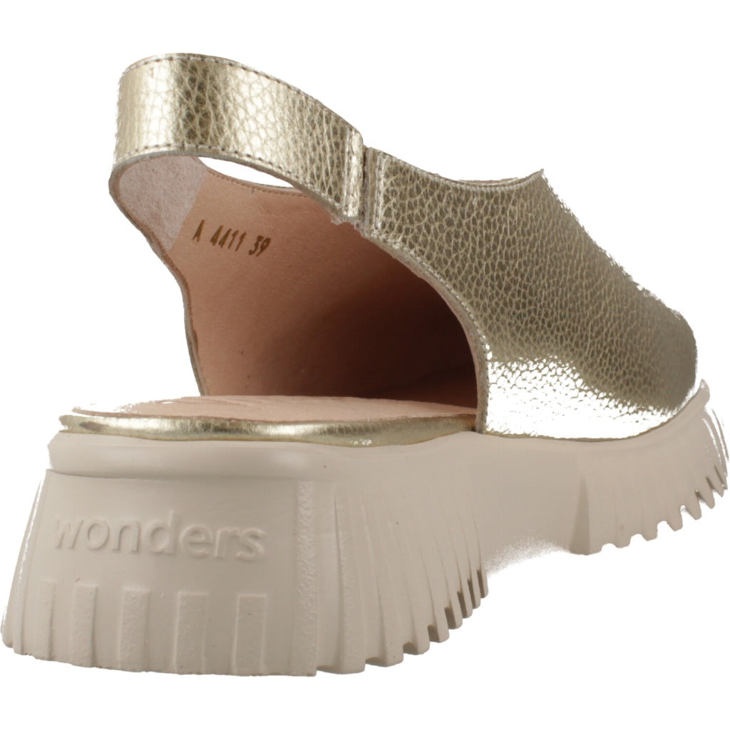 WONDERS A en color ORO  (3)