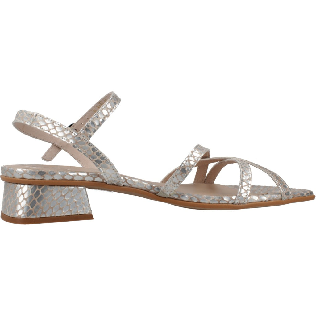 WONDERS B en color PLATA  (4)