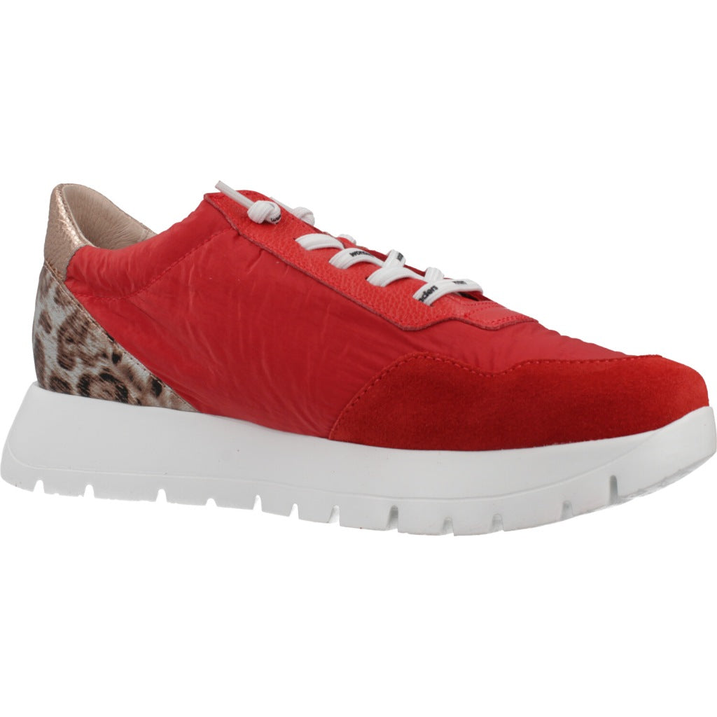 WONDERS A en color ROJO  (5)