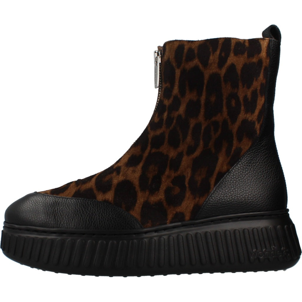 WONDERS A ZANZIBAR WILD en color ANIMAL PRINT  (2)
