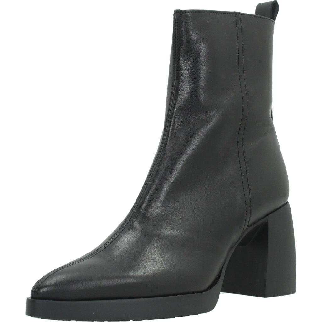 WONDERS L BOTA ISY en color NEGRO  (1)