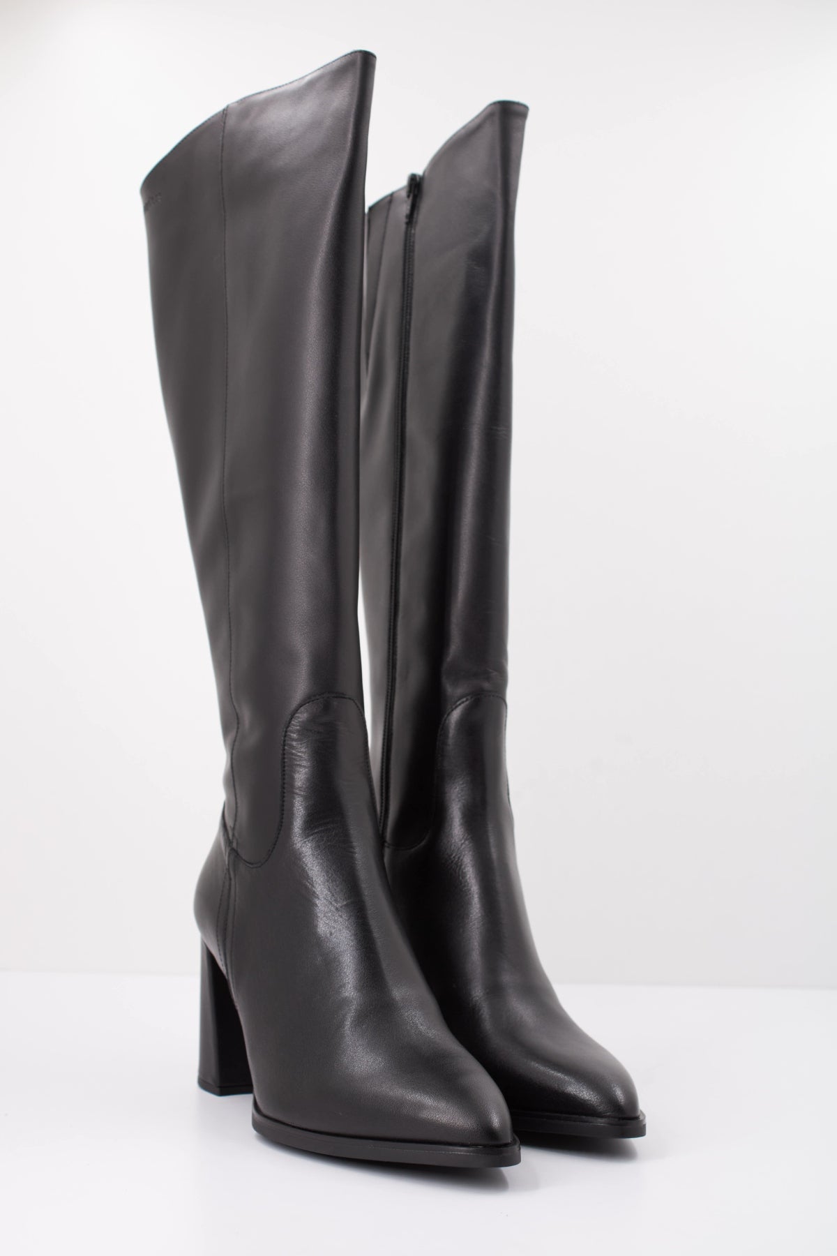 WONDERS M BOTA ISY en color NEGRO  (2)