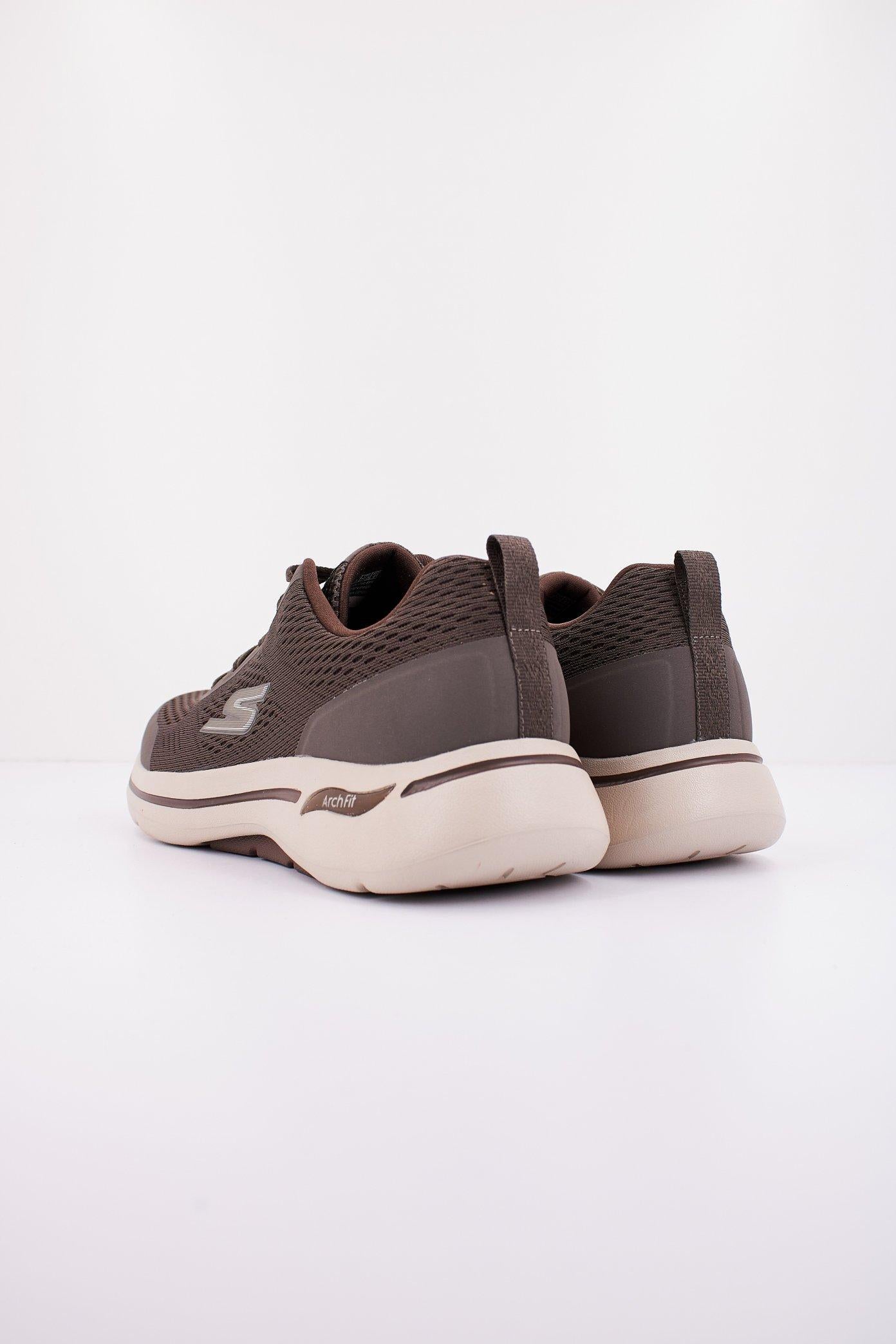 SKECHERS GO WALK ARCH FIT-IDYLLIC en color MARRON  (3)