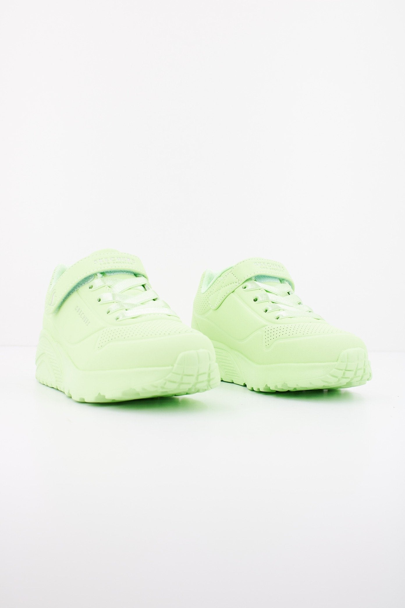 SKECHERS UNO LITE en color VERDE  (2)