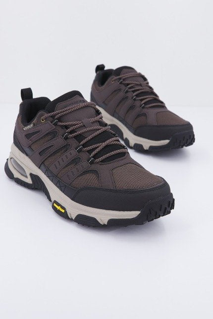 SKECHERS SKECH-AIR ENVOY en color MARRON  (2)