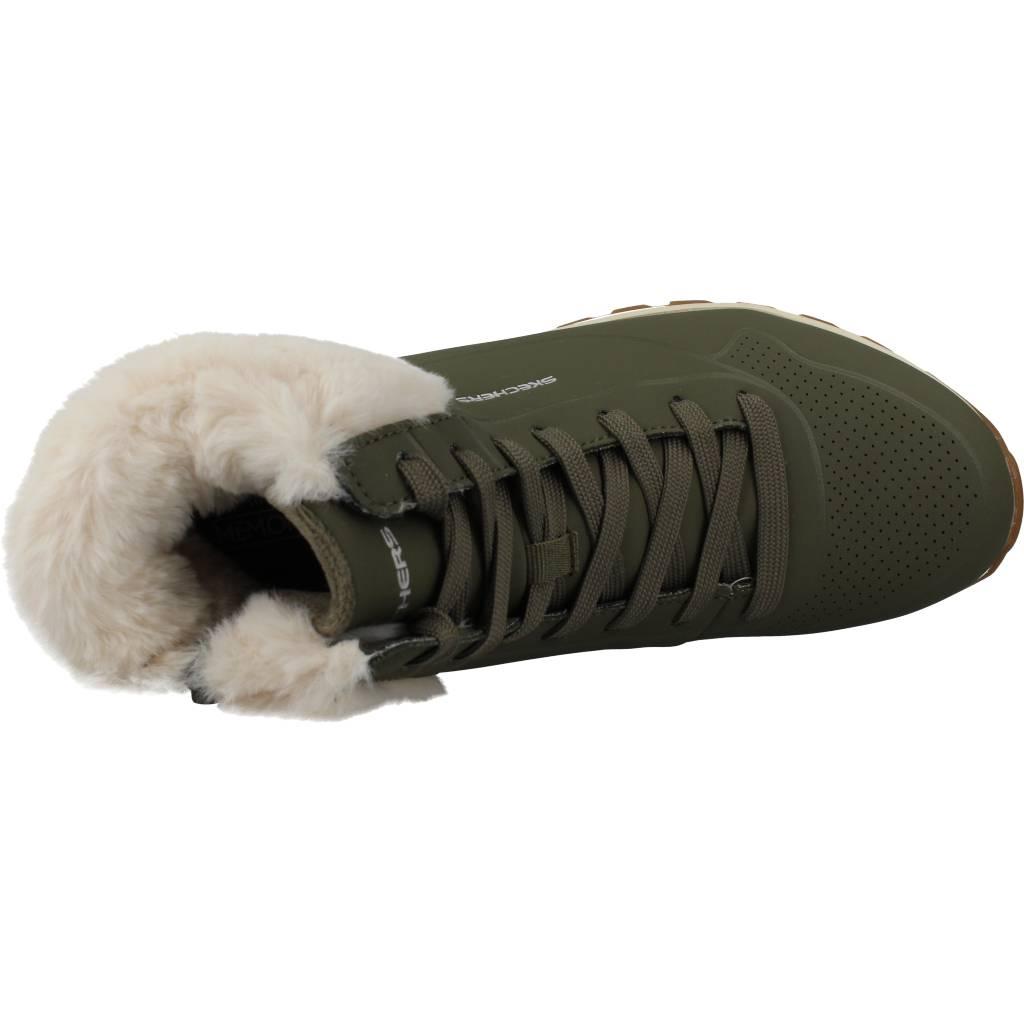 SKECHERS UNO RUGGED FALL AIR en color VERDE  (7)