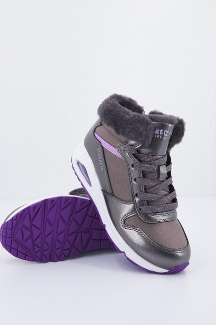 SKECHERS UNO COZY ON AIR en color GRIS  (1)