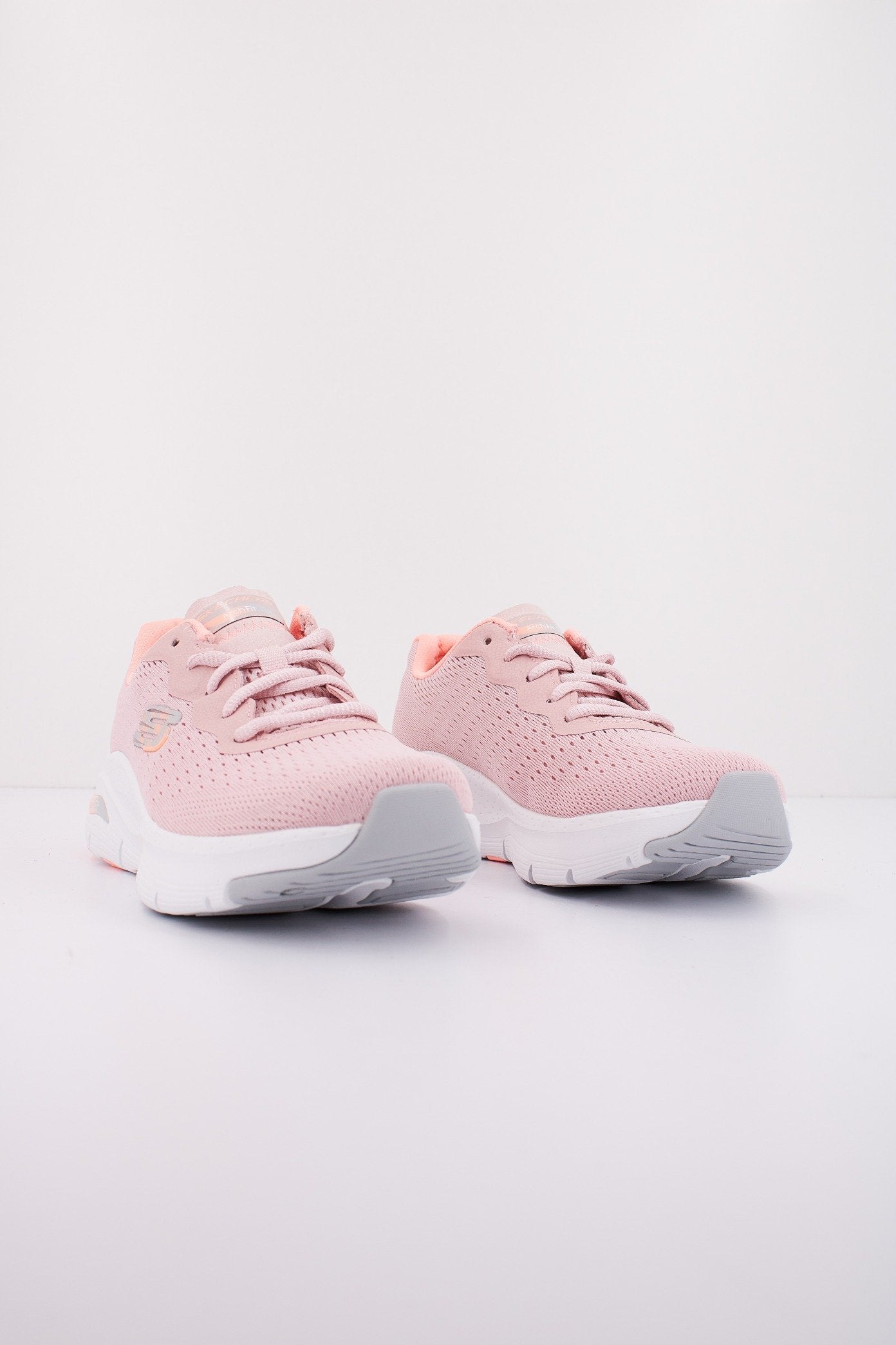 SKECHERS SKECHERS ARCH FIT en color ROSA  (2)