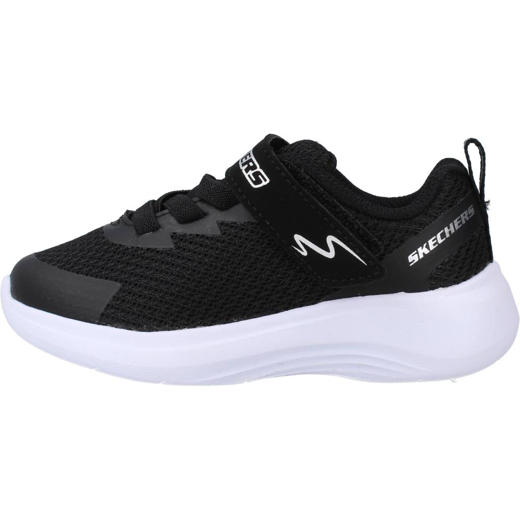 SKECHERS SELECTORS en color NEGRO  (2)