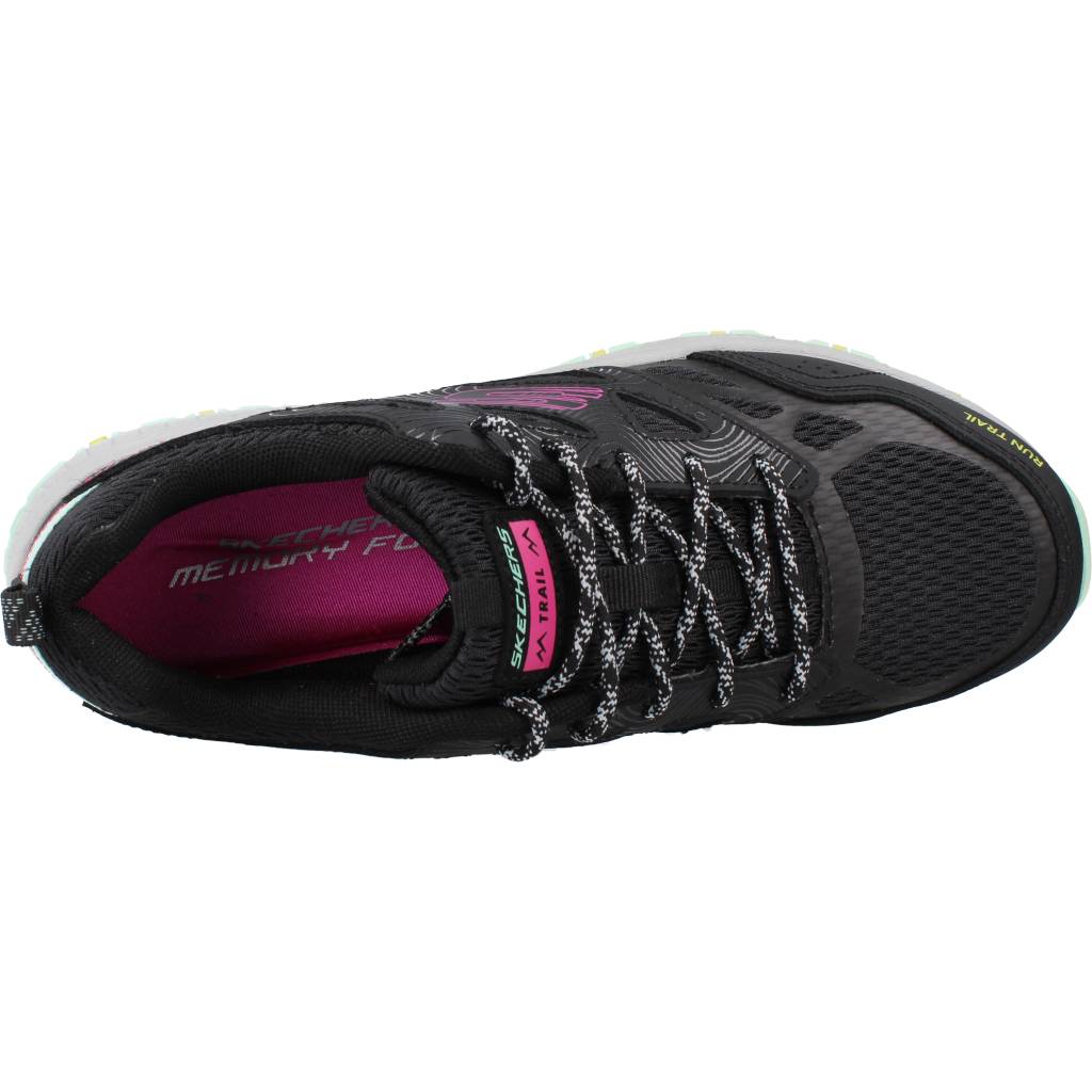 SKECHERS HILLCREST-PURE ESCAPADE en color NEGRO  (7)