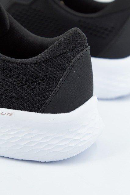 SKECHERS SKECH-LITE PRO PERFECT TIME en color NEGRO  (4)
