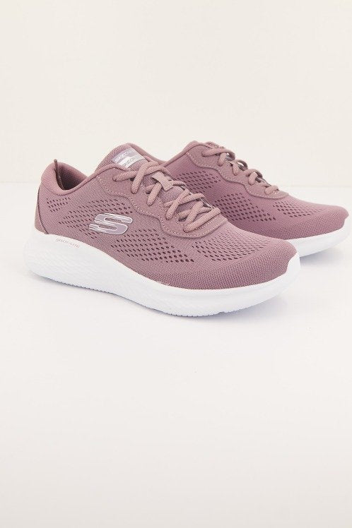SKECHERS SKECH-LITE PRO en color VIOLETA  (2)