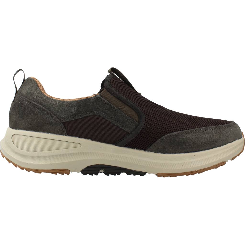 SKECHERS GO WALK OUTDOOR - ANDES en color GRIS  (4)