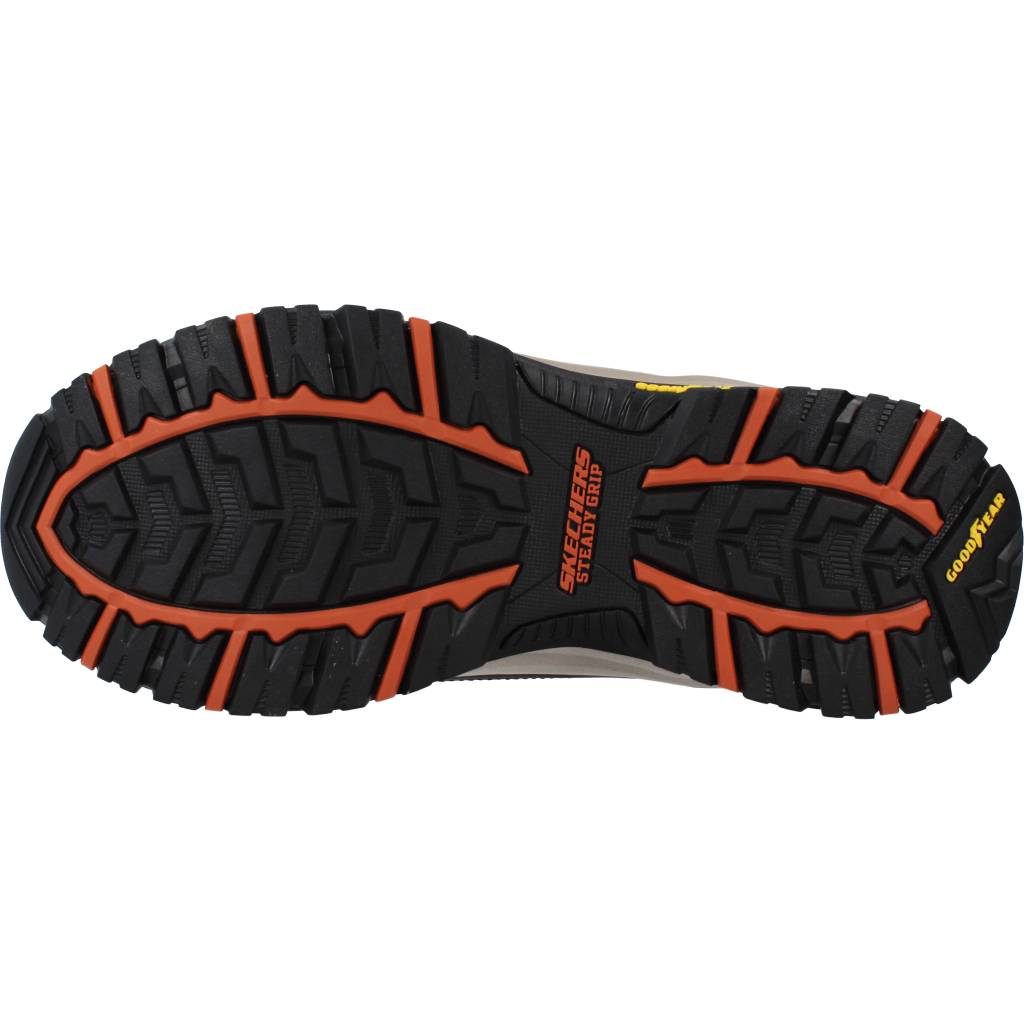SKECHERS ARCH FIT DAWSON en color MARRON  (6)
