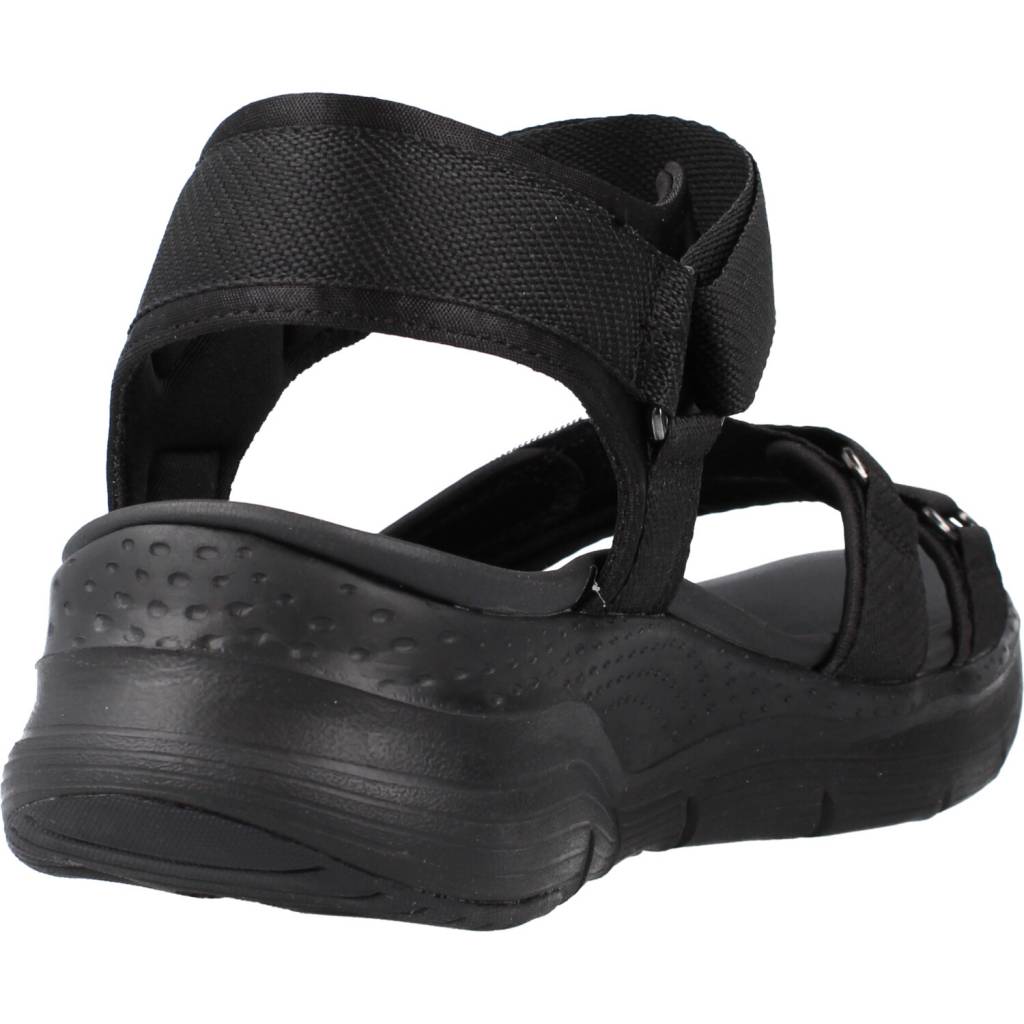 SKECHERS S  en color NEGRO  (3)