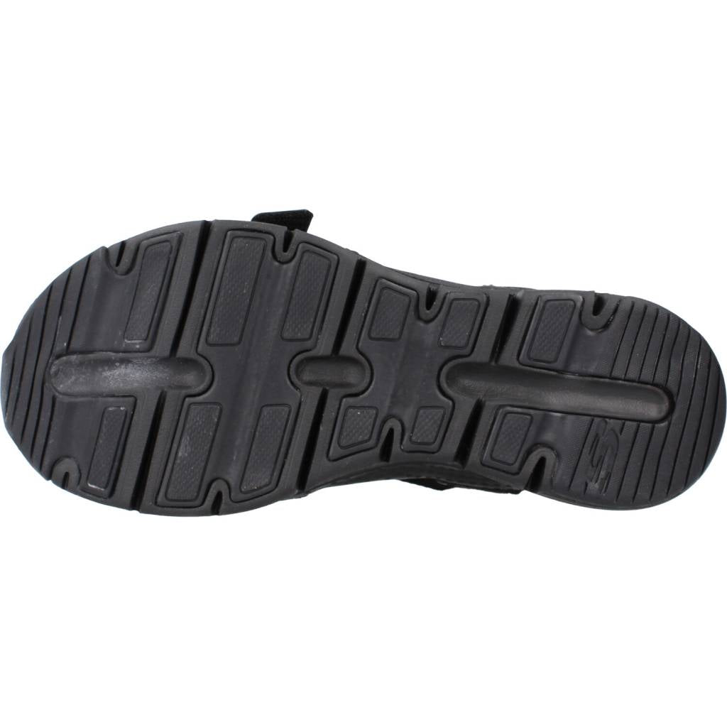 SKECHERS S  en color NEGRO  (6)