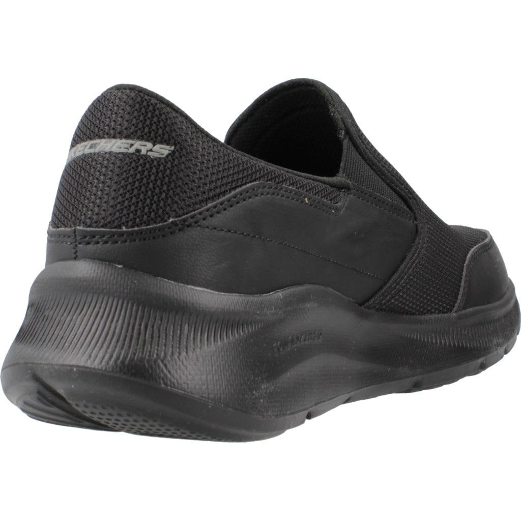 SKECHERS  EQUALIZER . en color NEGRO  (3)