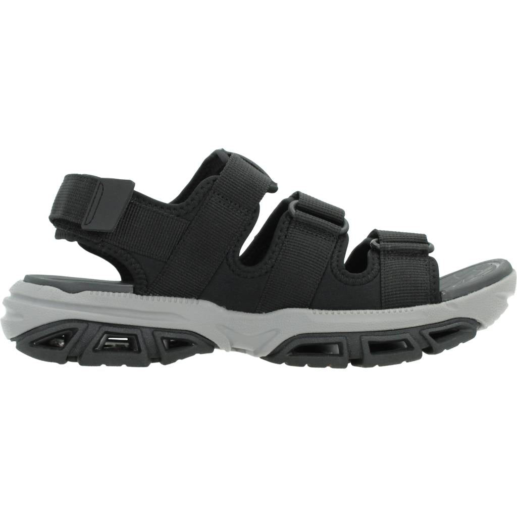 SKECHERS ATLAN-BODIE en color NEGRO  (4)