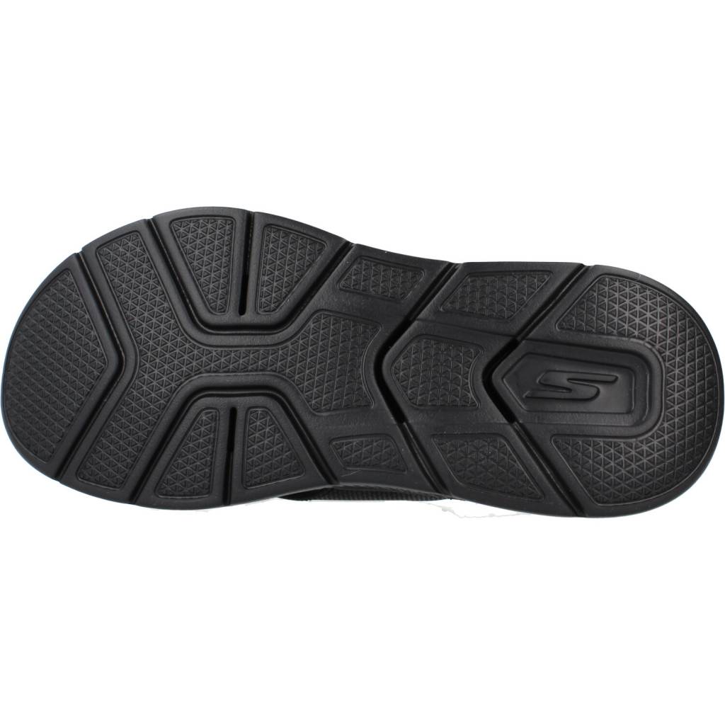 SKECHERS S en color NEGRO  (6)