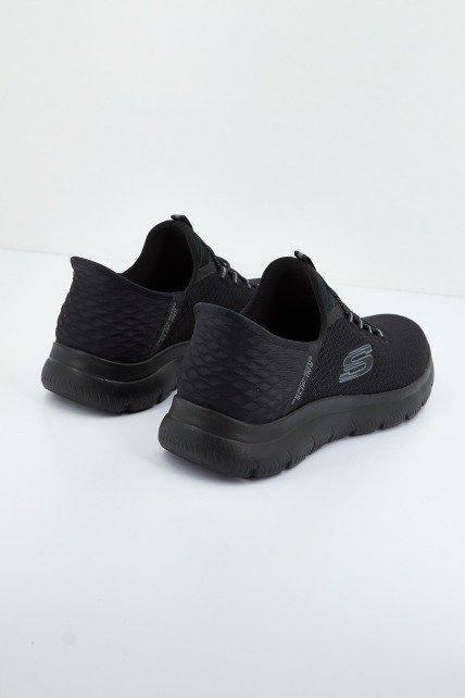 SKECHERS SLIP INS: SUMMITS en color NEGRO  (3)