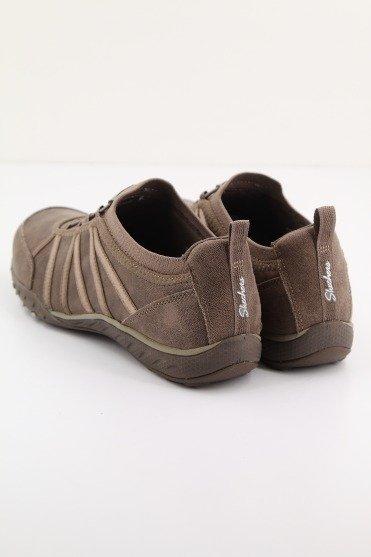 SKECHERS BREATHE-EASY en color MARRON  (4)
