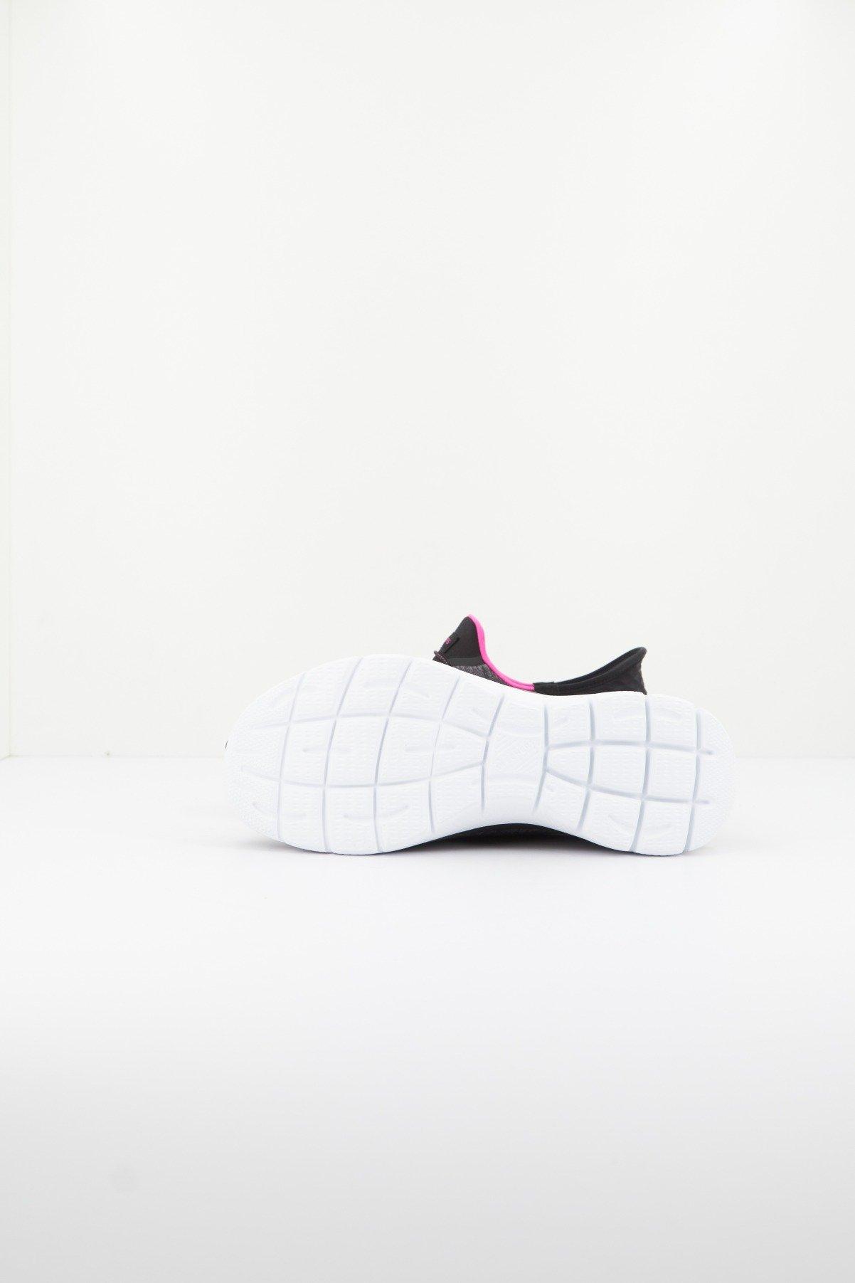 SKECHERS SLIP-INS SUMMITS- DAZZLING HAZE en color GRIS  (4)