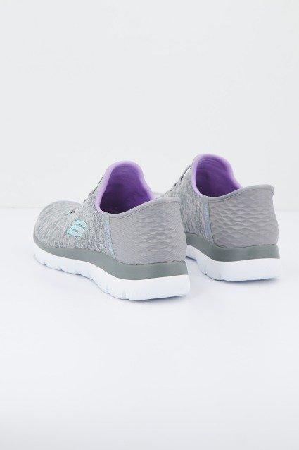 SKECHERS SLIP-INS: SUMMITS- DAZZLING HAZE en color GRIS  (2)