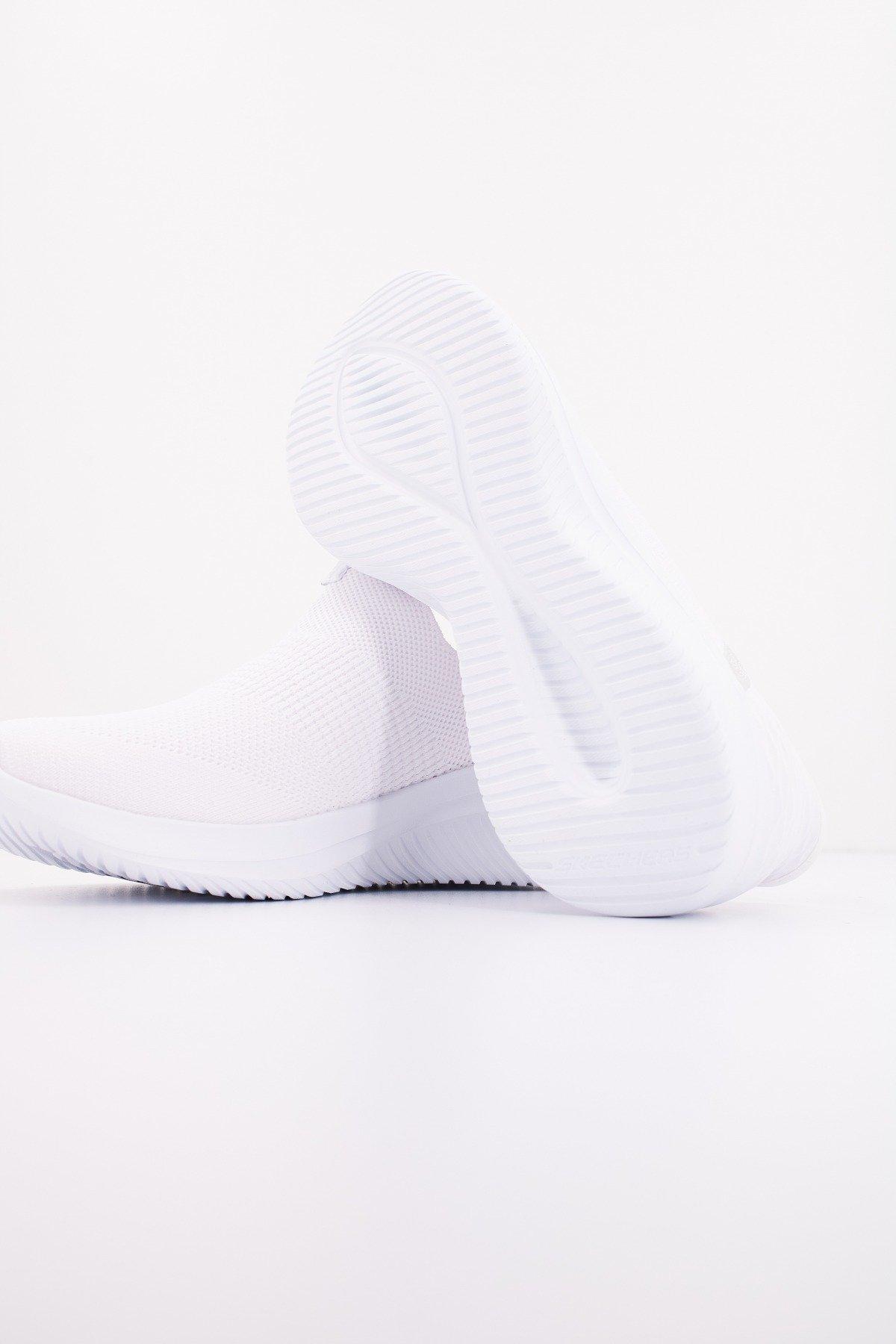 SKECHERS SLIP-INS ULTRA FLEX . COZY STREAK en color BLANCO  (4)