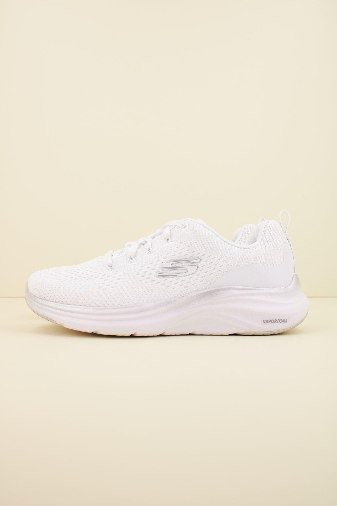 SKECHERS S  en color BLANCO  (1)
