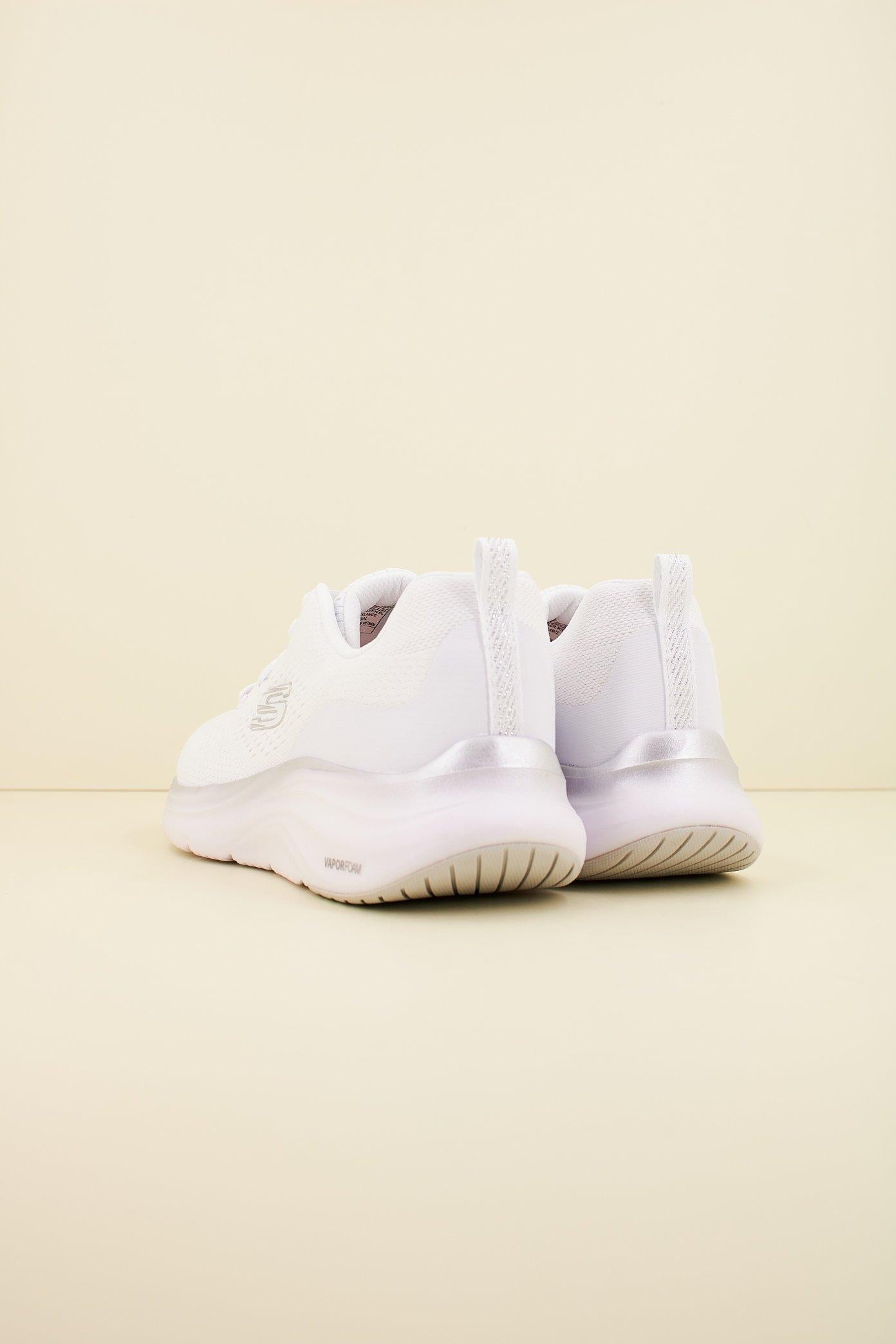SKECHERS S  en color BLANCO  (3)