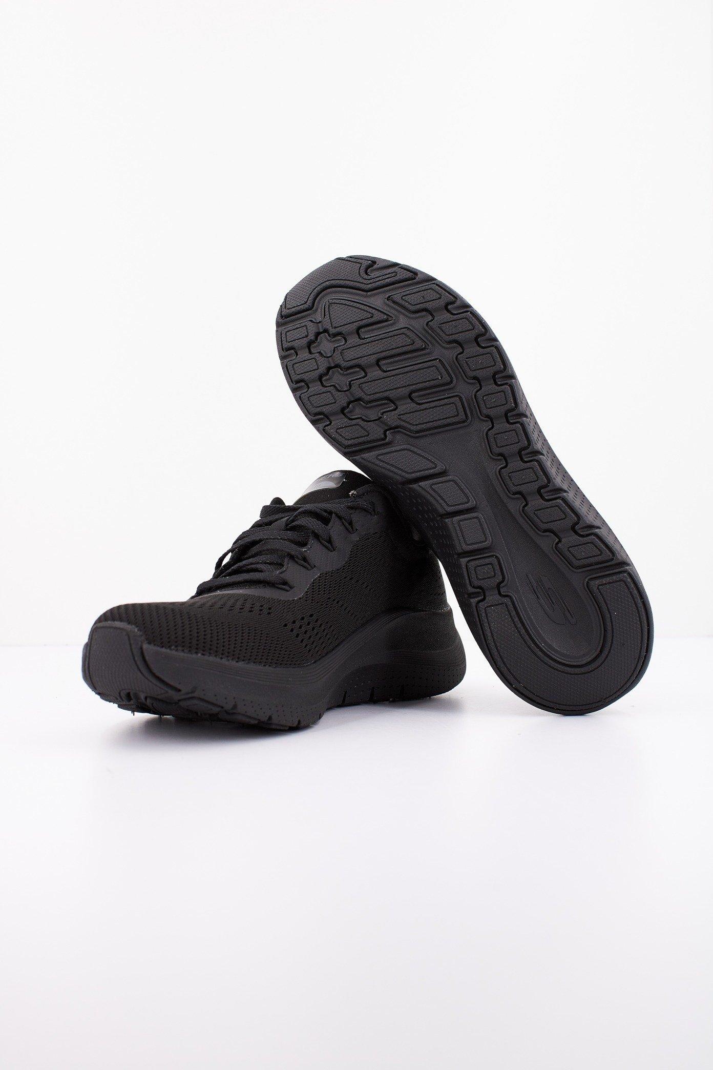 SKECHERS ARCH FIT . BIG LEAGUE en color NEGRO  (4)