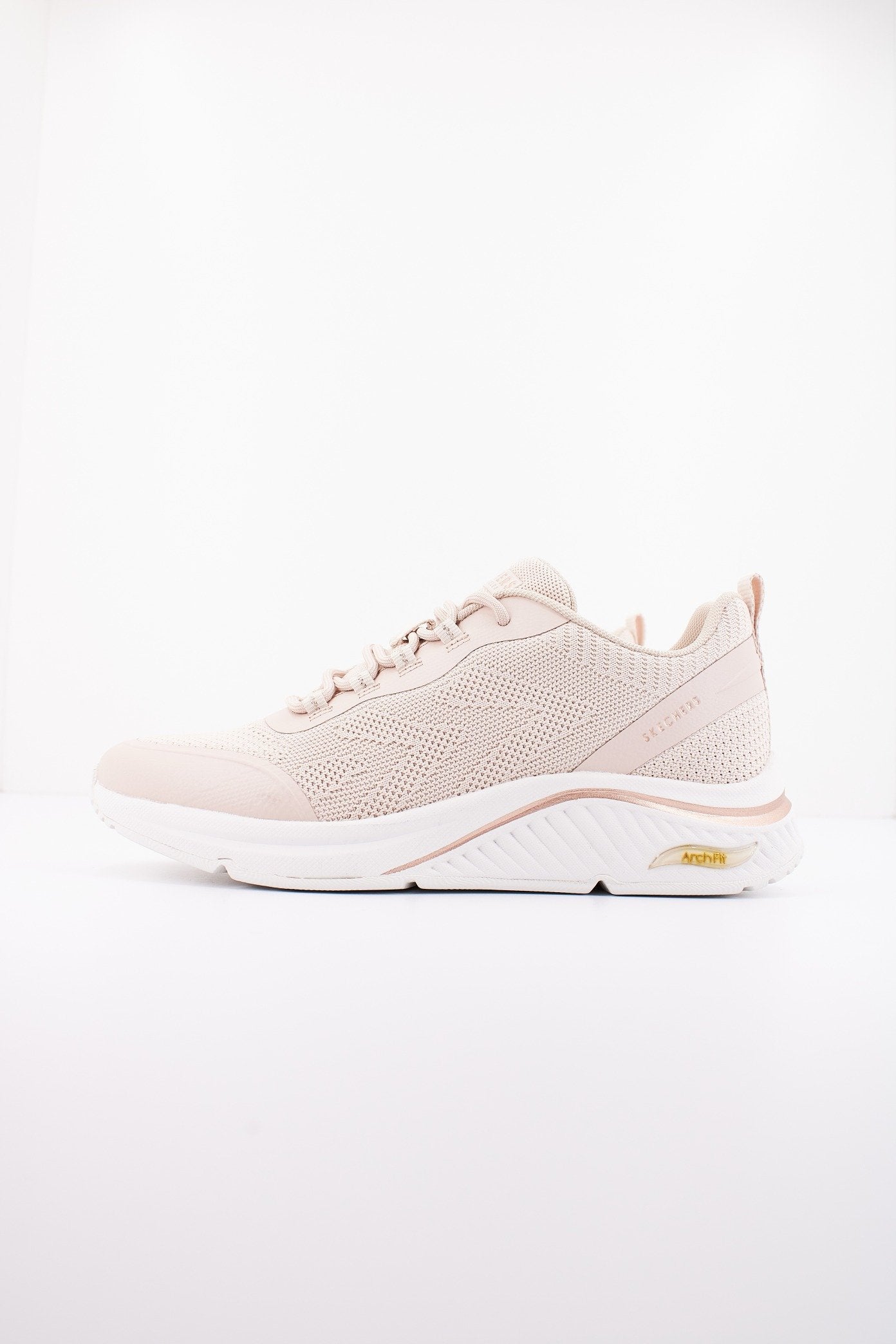 SKECHERS ARCH FIT S-MILES SONRISAS en color BEIS  (1)