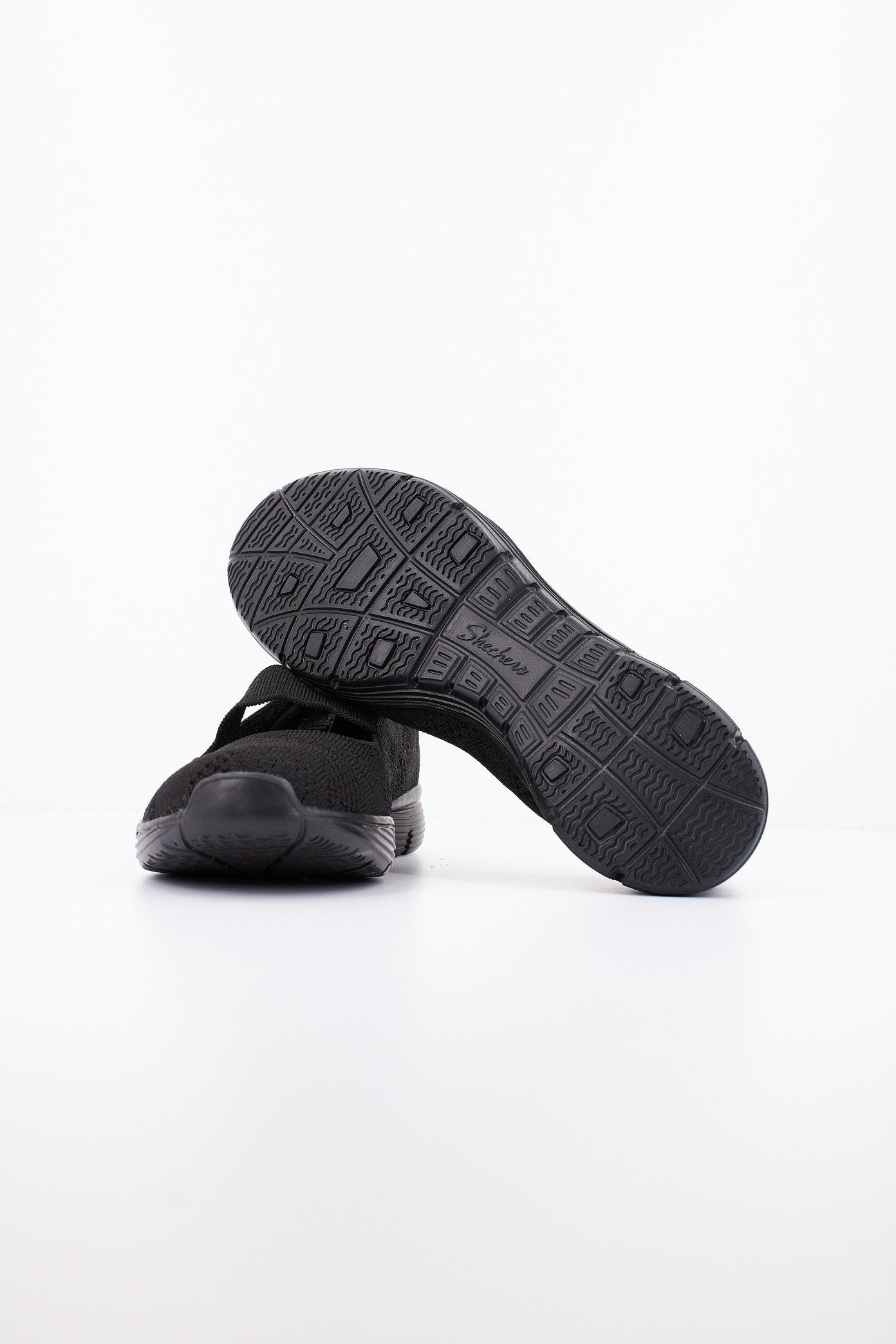 SKECHERS SEAGER - CASUAL PARTY en color NEGRO  (4)
