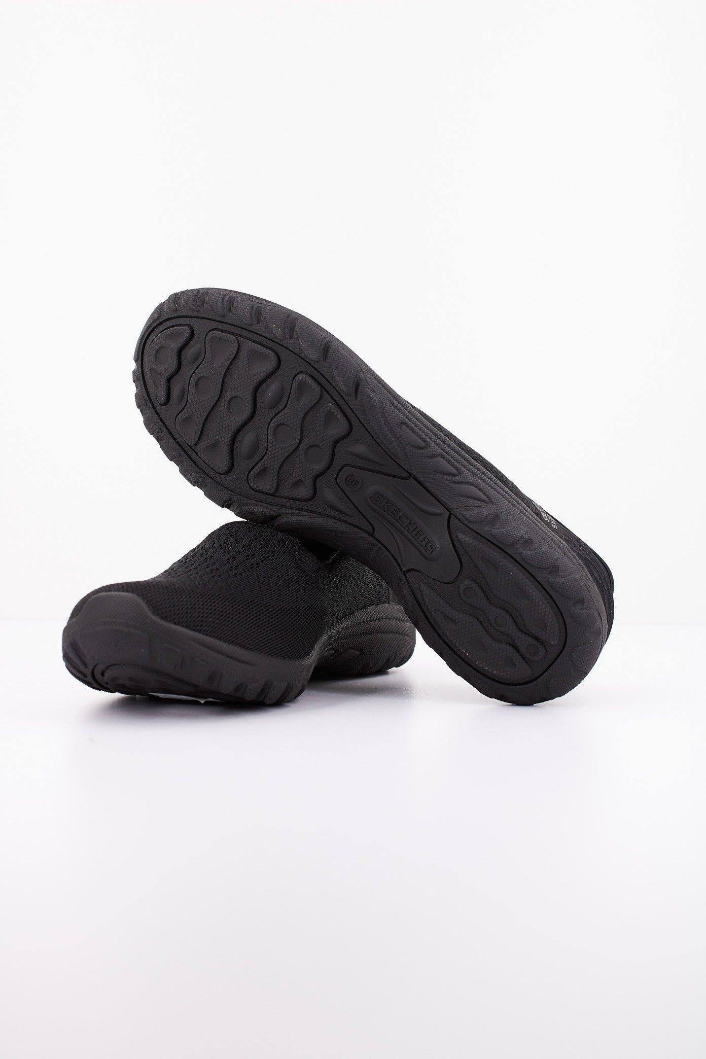 SKECHERS SLIP-INS S en color NEGRO  (4)