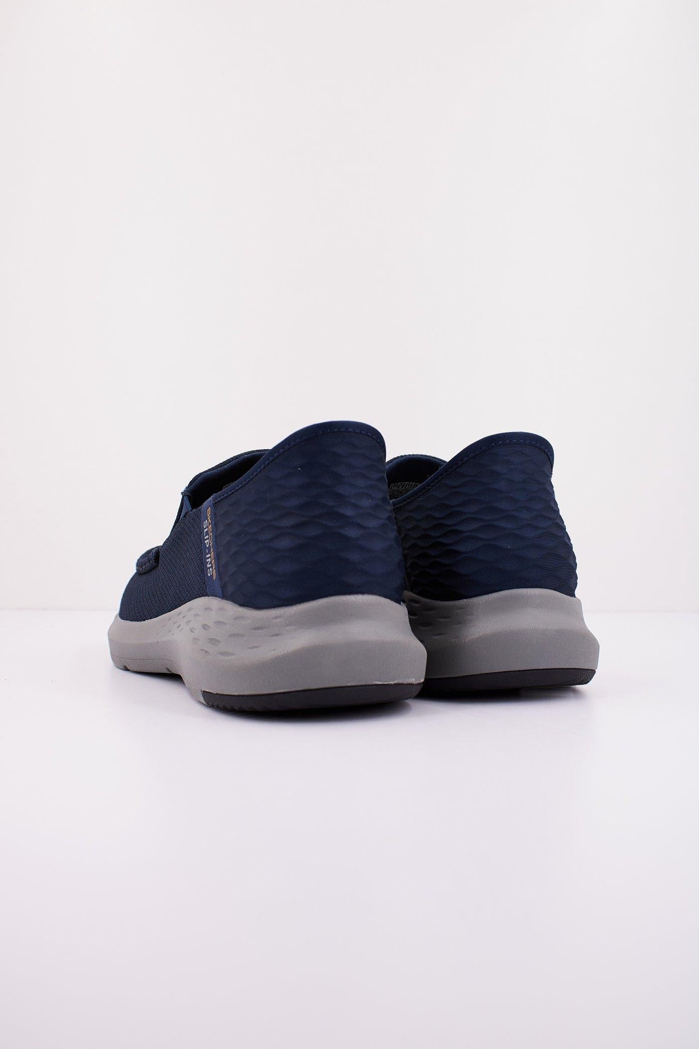 SKECHERS SPLI-INS PROVEN - SUTTNER en color AZUL  (3)