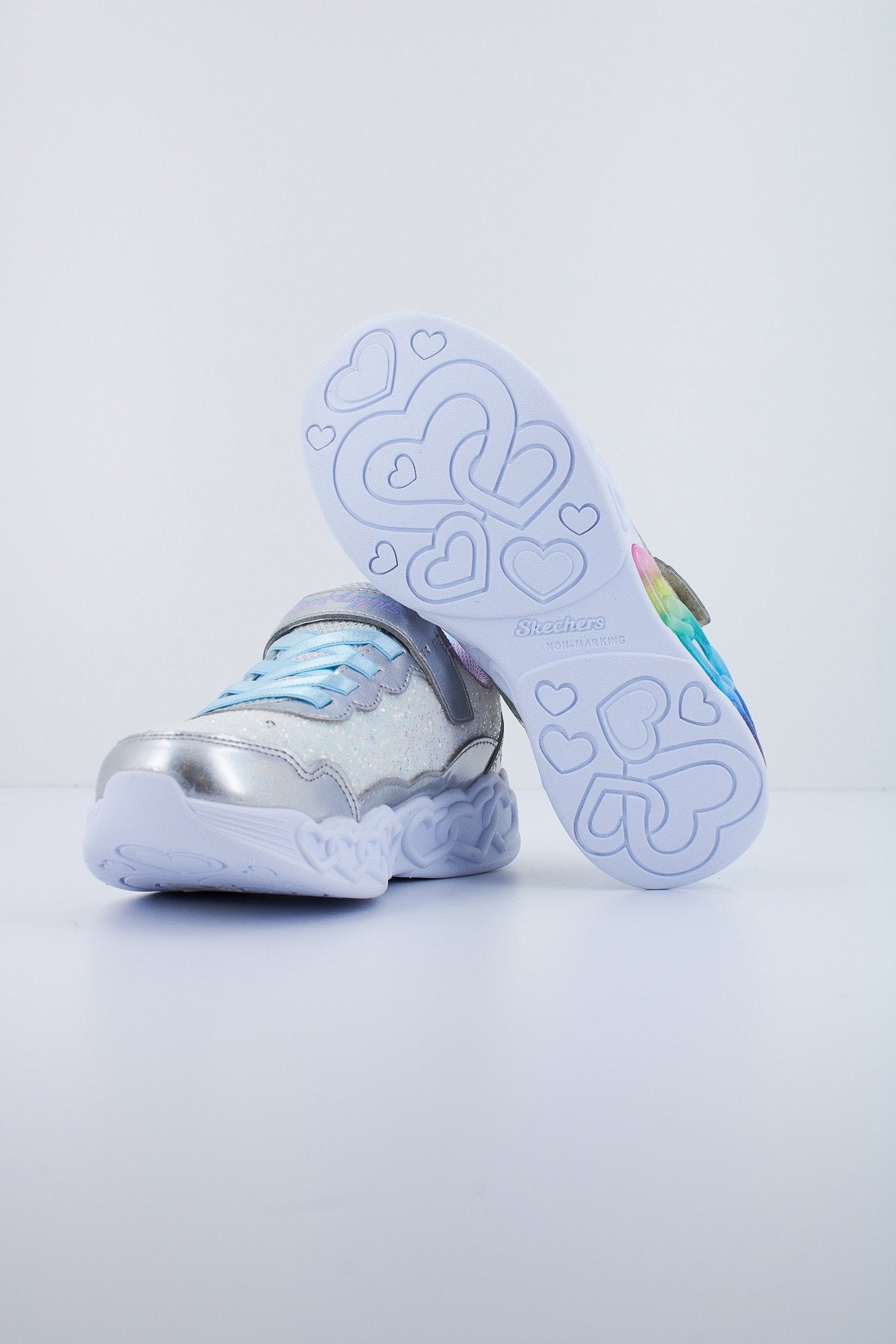 SKECHERS INFINITE HEART LIGHTS - FRE en color PLATA  (4)