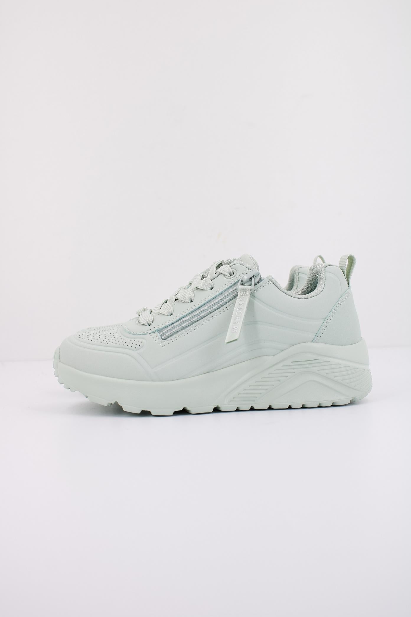 SKECHERS UNO LITE - EASY ZIP en color VERDE  (1)