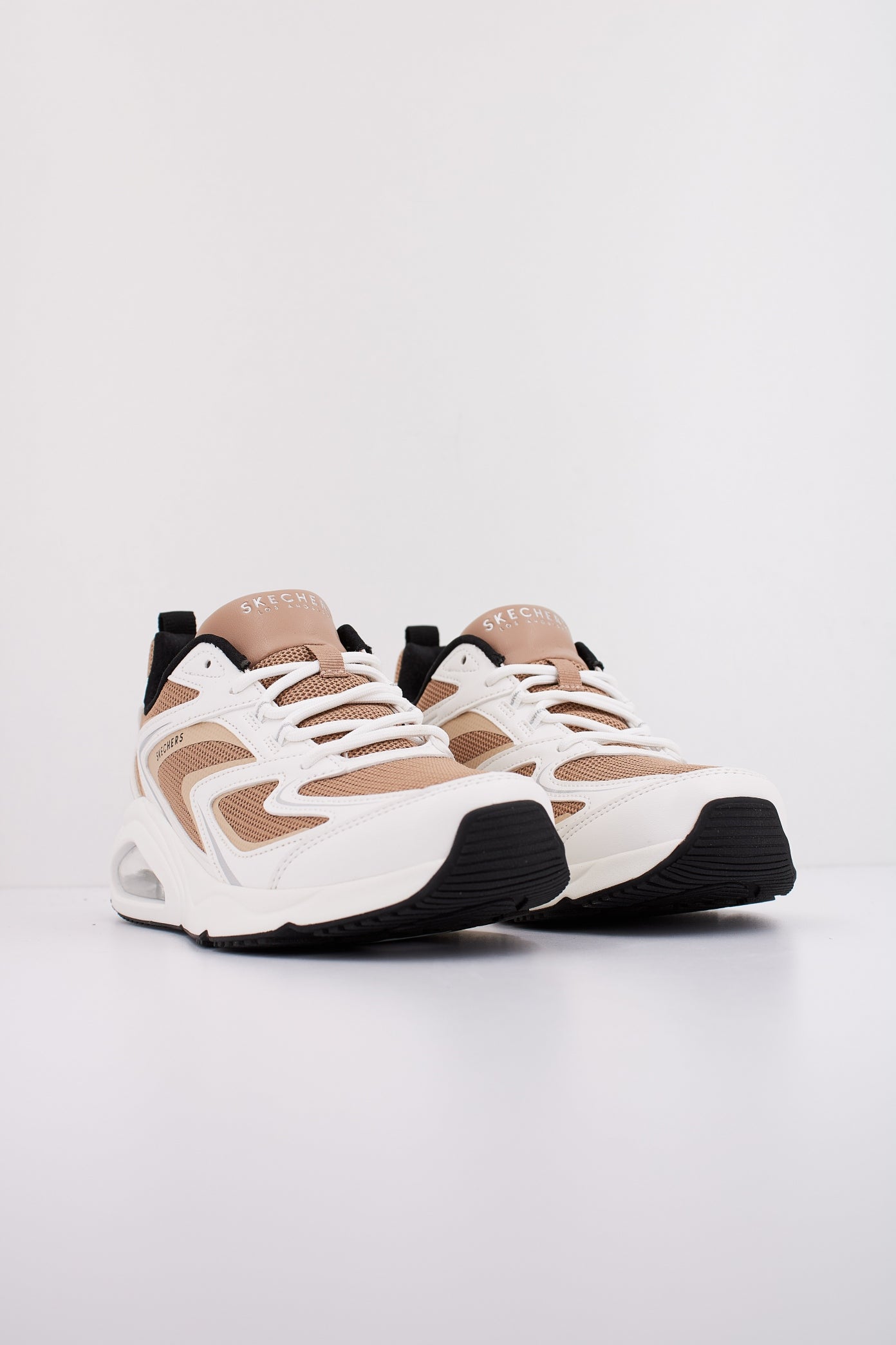 SKECHERS S TRES-AIR UNO - STREE en color BLANCO  (2)