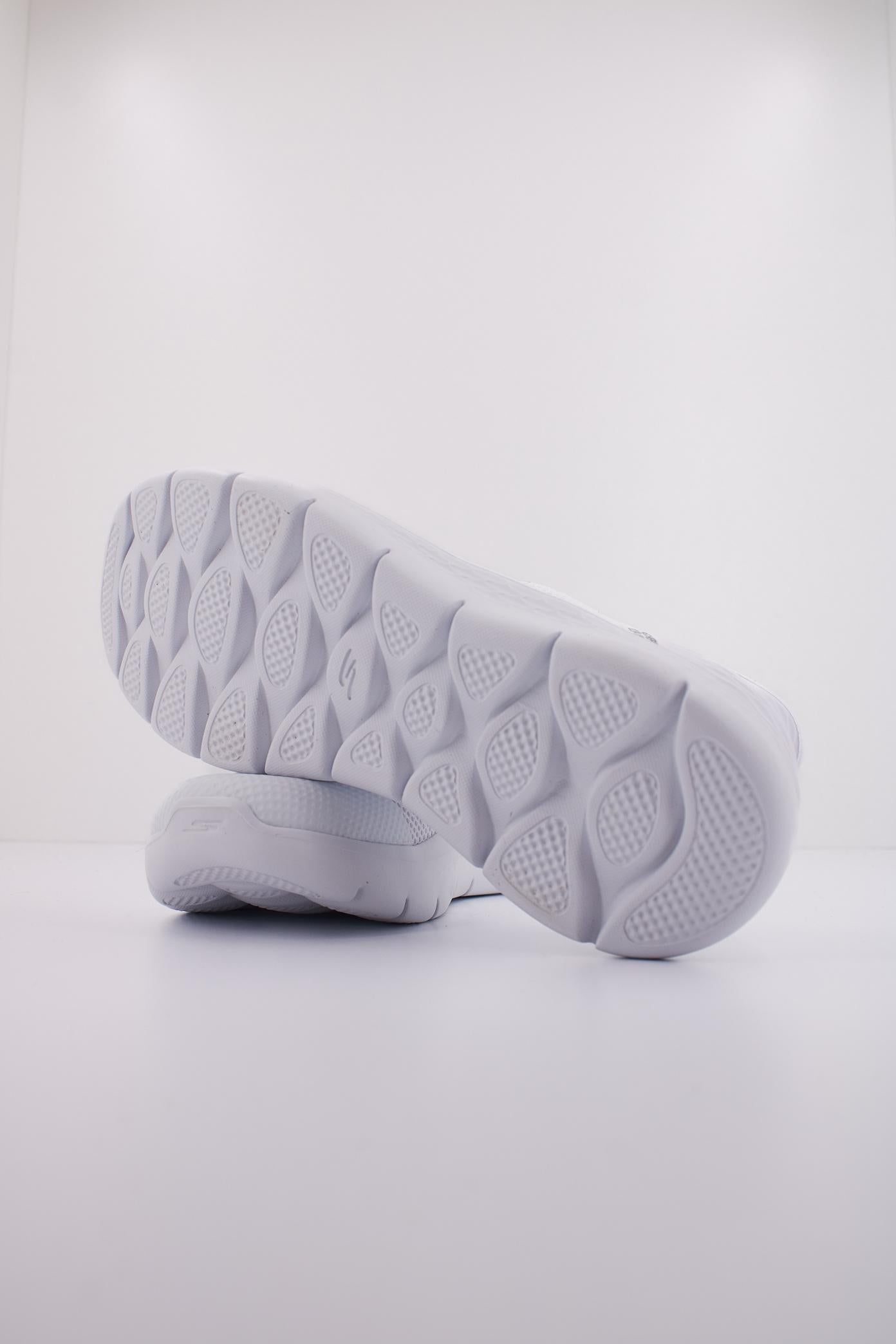 SKECHERS GO WALK FLEX GRAND ENTRY en color BLANCO  (5)