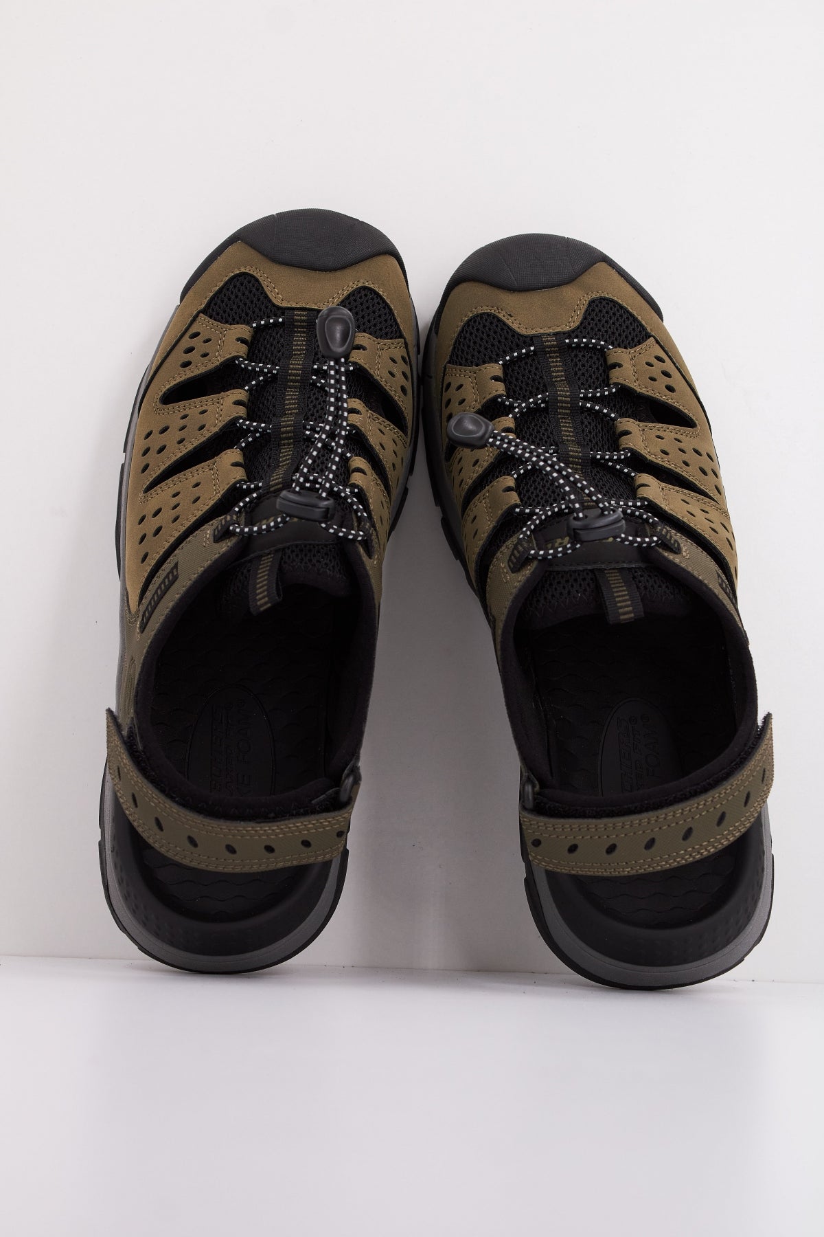 SKECHERS TRESMEN - MENARD en color VERDE  (3)