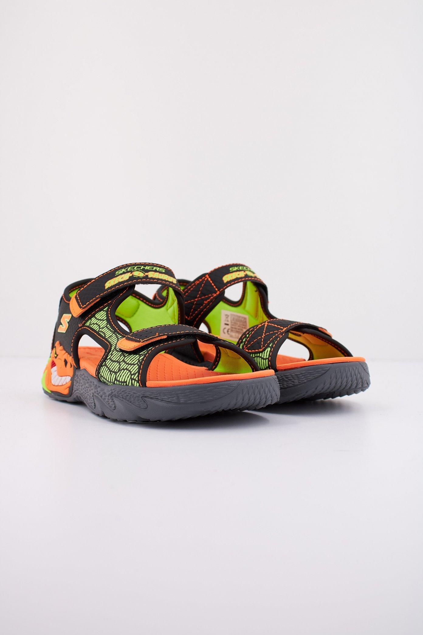 SKECHERS CREATURE-SPLASH en color NEGRO  (2)